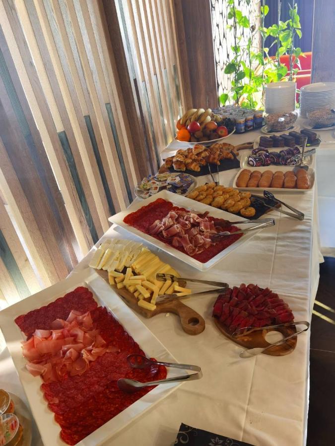 Hotel Forest Pale Εξωτερικό φωτογραφία