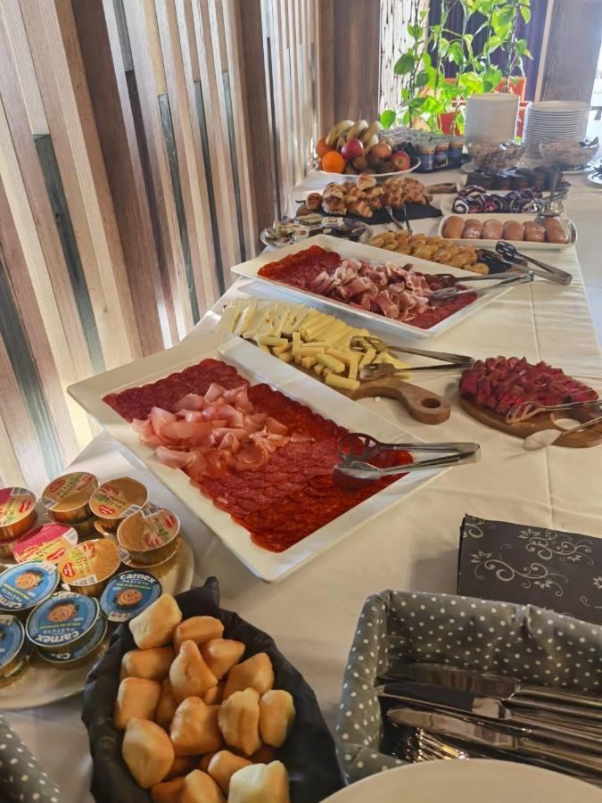 Hotel Forest Pale Εξωτερικό φωτογραφία